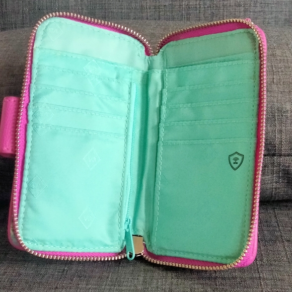 Vera Bradley Colorful Floral Wallet Multiple Pockets Credit Card Slots Zipper - Picture 5 of 10